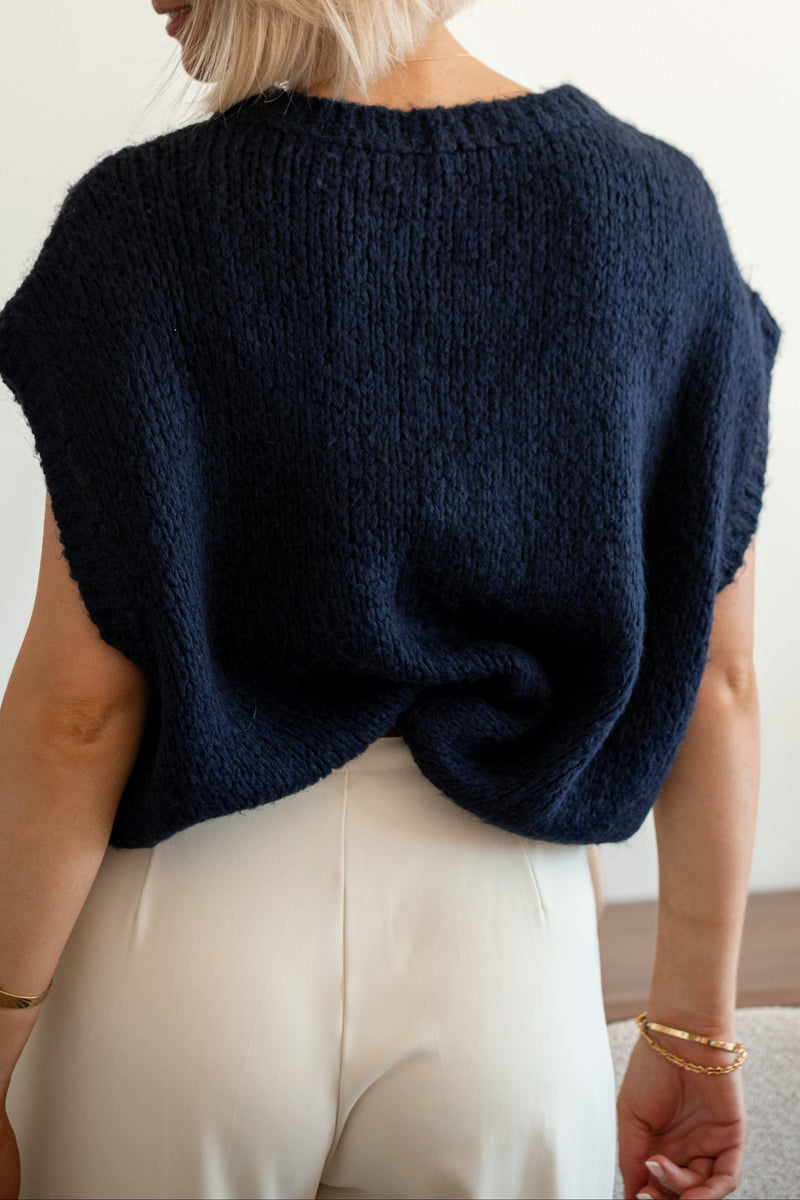 Livia Knit - Dark Blue
LA V STORE