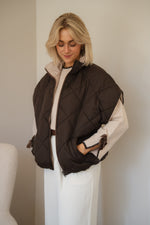 Celest Body - Brown 
LA V STORE