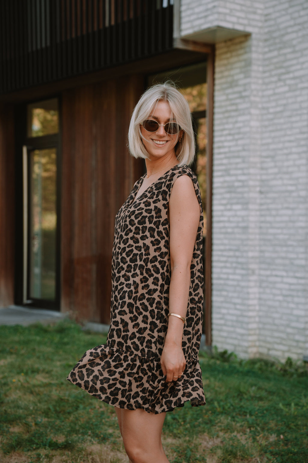 Chloe Dress - Leopard
LA V STORE