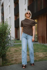 Faye Top - Brown
LA V STORE