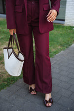 Berry Pants - Bordeaux
LA V STORE 