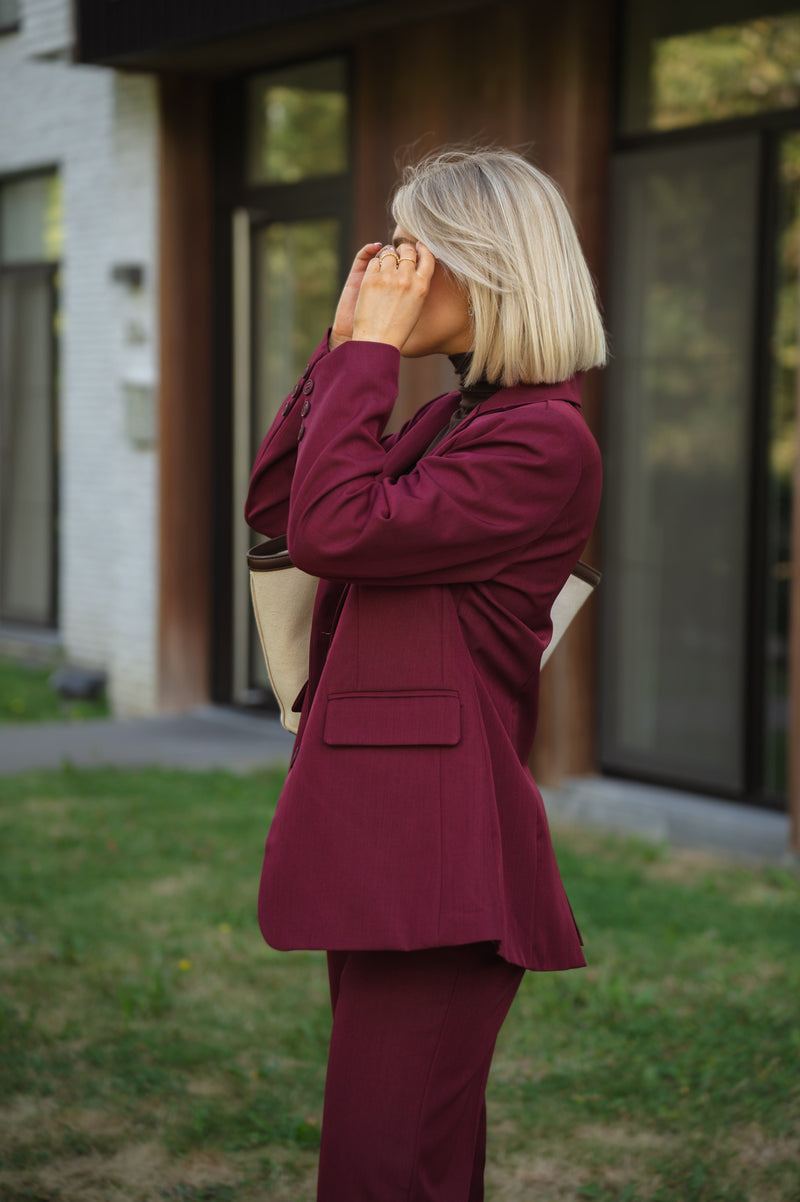 Berry Pants - Bordeaux
LA V STORE 