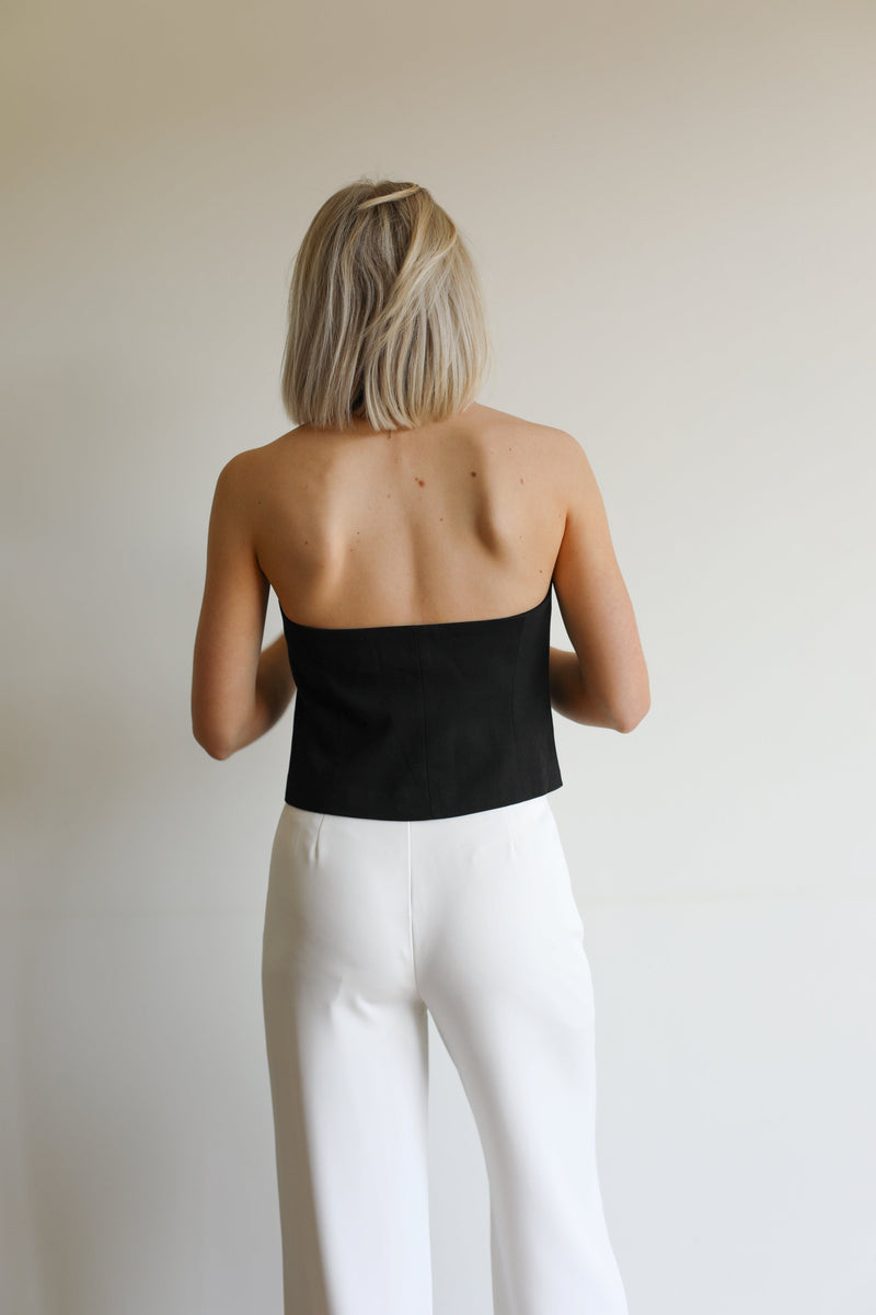 Zara Top - Black
LA V STORE