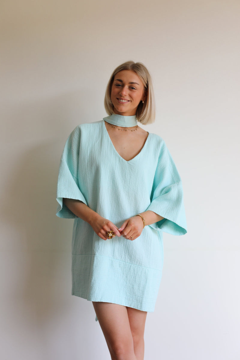 Maya Dress - Ocean Blue 
LA V STORE