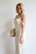 Madeleine Dress - Beige
LA V STORE