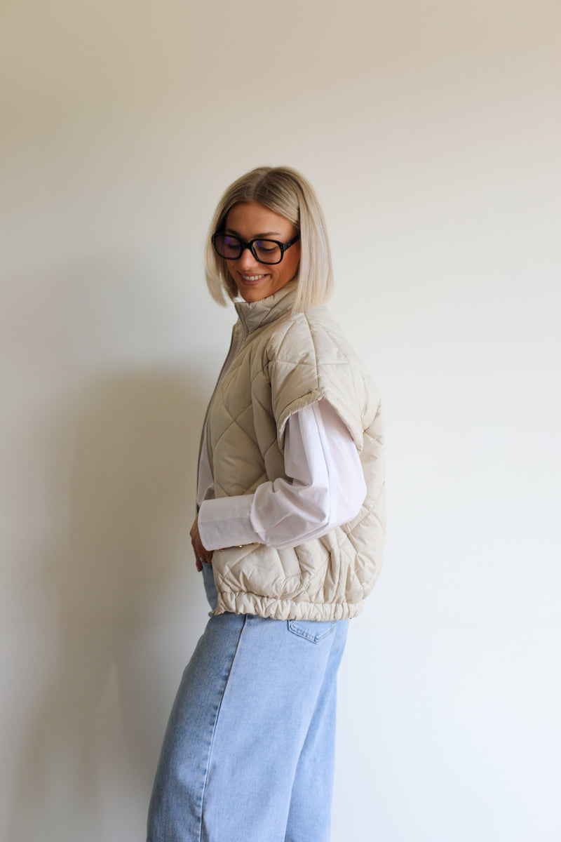 Odette Body - Beige 
LA V STORE