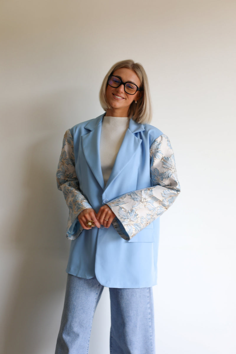 Magalie Blazer - Blue 
LA V STORE