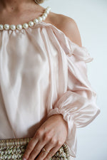Pearl Dress - Beige
LA V STORE