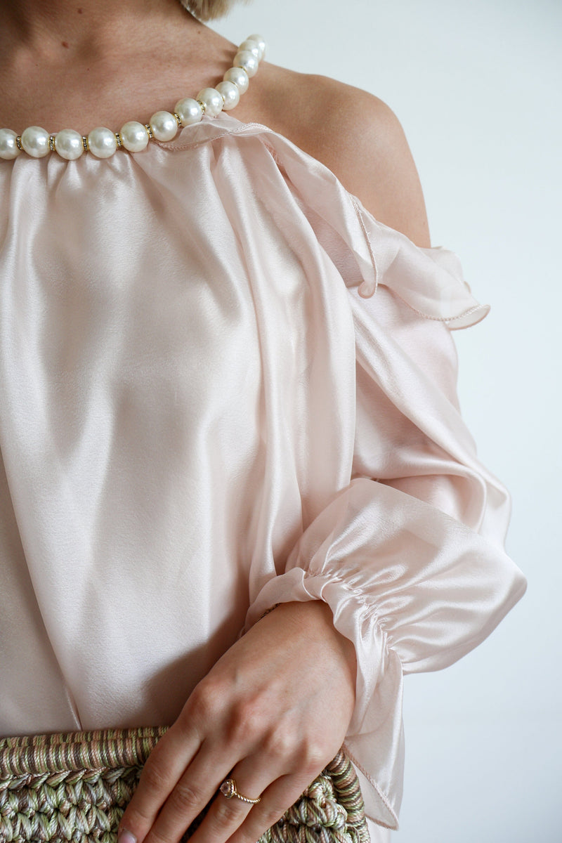 Pearl Dress - Beige
LA V STORE