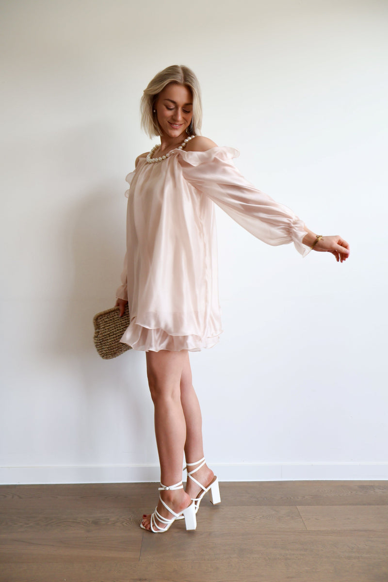 Pearl Dress - Beige
LA V STORE