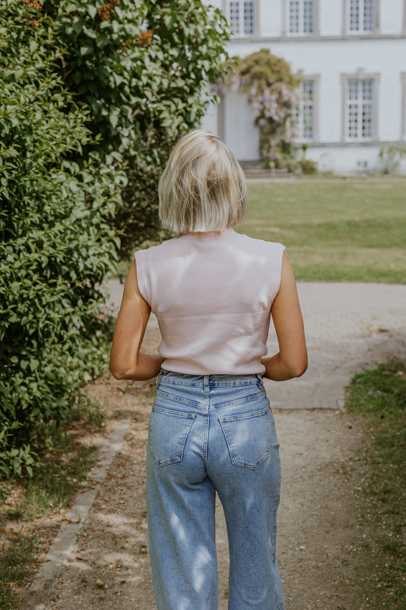 Mimmi Top - Pink
LA V STORE 
