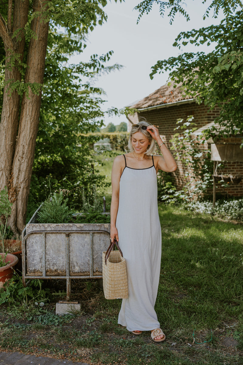 Amanda Linen Dress - Beige
LA V STORE