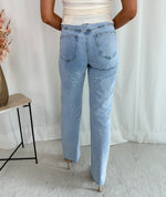Claire Straight Jeans - Light Blue Jeans 